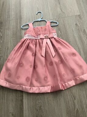 NEW - LOVE by SPECIAL OCCASIONS pink satin Glitter Accents toddler formal Dress